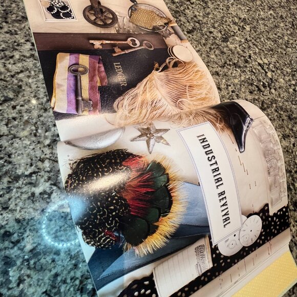 BOOK Vintage Wedding Style 25 Simple Projects and Inspiration Beautiful - Picture 8 of 14